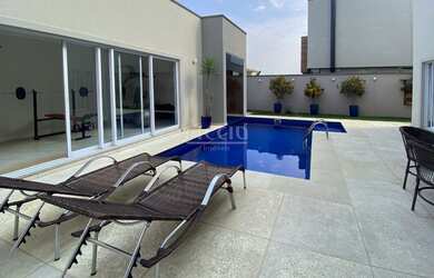 Imagem 13: 4 dormitórios, 4 suíte, 6 banheiro, 4 vagas na garagem, 335M² de Área Construída