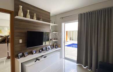 Imagem 7: 4 dormitórios, 4 suíte, 6 banheiro, 4 vagas na garagem, 335M² de Área Construída