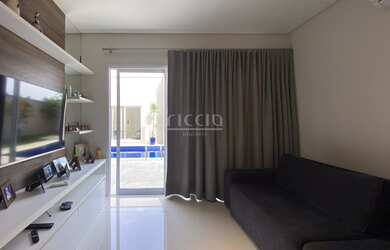 Imagem 8: 4 dormitórios, 4 suíte, 6 banheiro, 4 vagas na garagem, 335M² de Área Construída