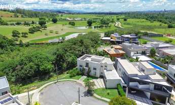 Imagem 5: 4 dormitórios, 2 suíte, 7 banheiro, 6 vagas na garagem, 380M² de Área Construída