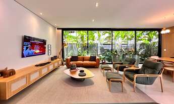 Imagem 4: 4 dormitórios, 4 suíte, 5 banheiro, 4 vagas na garagem, 400M² de Área Construída