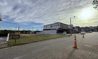 Imagem: 732M² de Área Construída, 732M² de Área