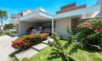 Imagem: 4 dormitórios, 1 suítes, 3 banheiro, 2