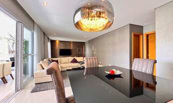 Imagem 4: 3 dormitórios, 3 suíte, 5 banheiro, 3 vagas na garagem, 172M² de Área Construída