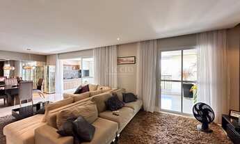 Imagem 7: 3 dormitórios, 3 suíte, 5 banheiro, 3 vagas na garagem, 172M² de Área Construída