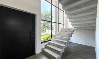 Imagem 4: 4 dormitórios, 4 suíte, 6 banheiro, 4 vagas na garagem, 305M² de Área Construída