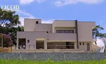 Imagem 2: 4 dormitórios, 4 suíte, 3 banheiro, 5 vagas na garagem, 300M² de Área Construída