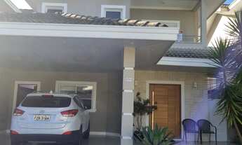 Imagem: 4 dormitórios, 2 suíte, 4 banheiro, 4