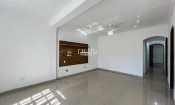 Imagem 5: 3 dormitórios, 1 suítes, 3 banheiro, 3 vagas na garagem, 120M² de Área Construída