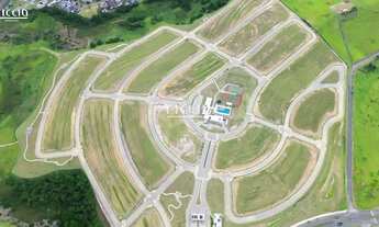 Imagem 7: 330M² de Área Construída, 330M² de Área Total