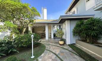 Imagem 2: 4 dormitórios, 1 suítes, 3 banheiro, 2 vagas na garagem, 365M² de Área Construída