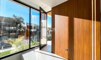 Imagem 4: 4 dormitórios, 4 suíte, 6 banheiro, 4 vagas na garagem, 456M² de Área Construída