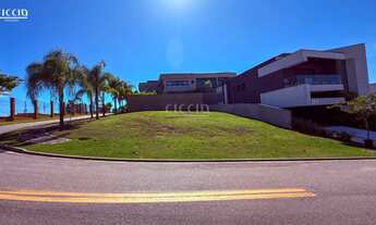 Imagem: 557M² de Área Construída, 557M² de Área