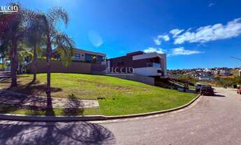 Imagem 2: 557M² de Área Construída, 557M² de Área Total