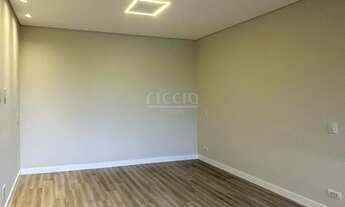 Imagem 7: 4 dormitórios, 4 suíte, 6 banheiro, 4 vagas na garagem, 390M² de Área Construída