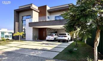 Imagem 4: 4 dormitórios, 4 suíte, 6 banheiro, 4 vagas na garagem, 429M² de Área Construída