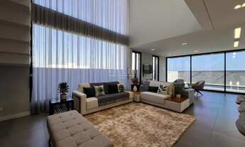 Imagem 7: 4 dormitórios, 4 suíte, 6 banheiro, 4 vagas na garagem, 429M² de Área Construída