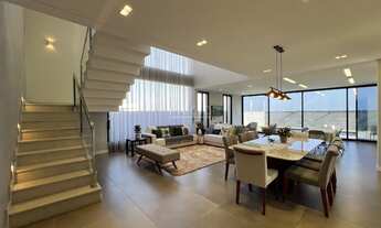 Imagem 6: 4 dormitórios, 4 suíte, 6 banheiro, 4 vagas na garagem, 429M² de Área Construída