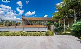 Imagem: 4 dormitórios, 4 suíte, 6 banheiro, 4