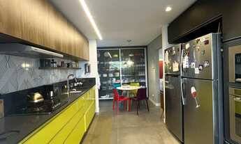 Imagem 6: 3 dormitórios, 3 suíte, 4 banheiro, 2 vagas na garagem, 267M² de Área Construída