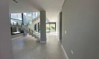 Imagem 7: 4 dormitórios, 4 suíte, 6 banheiro, 4 vagas na garagem, 464M² de Área Construída