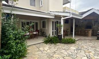 Imagem 3: 5 dormitórios, 1 suítes, 4 banheiro, 2 vagas na garagem, 420M² de Área Construída