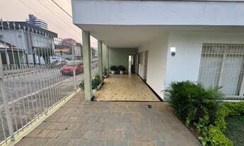 Imagem 2: 3 dormitórios, 1 suítes, 3 banheiro, 3 vagas na garagem, 181M² de Área Construída