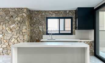 Imagem 6: 4 dormitórios, 4 suíte, 6 banheiro, 4 vagas na garagem, 429M² de Área Construída