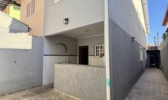 Imagem: 3 dormitórios na Rua Das Ambrósias