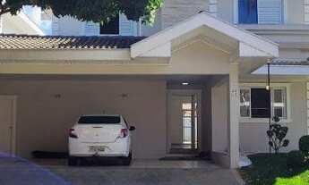 Imagem 3: 4 dormitórios, 2 suíte, 5 banheiro, 2 vagas na garagem, 320M² de Área Construída