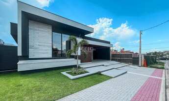 Imagem 2: 4 dormitórios, 4 suíte, 6 banheiro, 2 vagas na garagem, 243M² de Área Construída