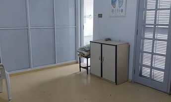 Imagem 5: 4 dormitórios, 2 suíte, 4 banheiro, 4 vagas na garagem, 225M² de Área Construída