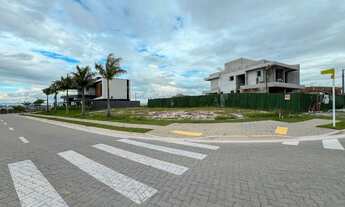 Imagem: 510M² de Área Construída, 510M² de Área