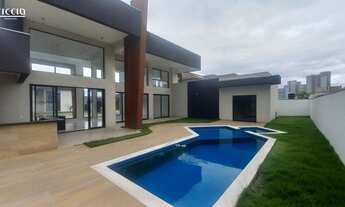 Imagem: 4 dormitórios, 4 suíte, 6 banheiro, 4