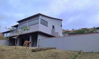 Imagem: 4 dormitórios, 1 suítes, 3 banheiro, 7