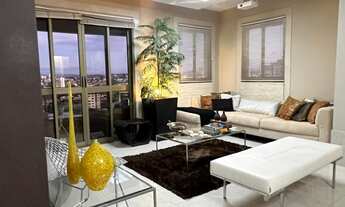 Imagem: 4 dormitórios, 4 suíte, 5 banheiro, 3