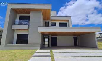 Imagem 2: 3 dormitórios, 3 suíte, 5 banheiro, 3 vagas na garagem, 300M² de Área Construída