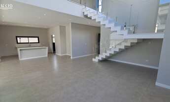 Imagem 3: 3 dormitórios, 3 suíte, 5 banheiro, 3 vagas na garagem, 300M² de Área Construída