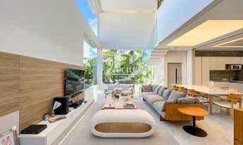 Imagem: 3 dormitórios, 3 suíte, 7 banheiro, 5