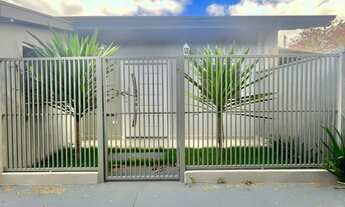 Imagem: 3 dormitórios, 1 suítes, 2 banheiro, 2