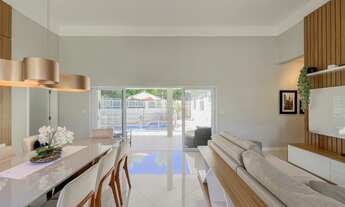 Imagem 5: 3 dormitórios, 3 suíte, 5 banheiro, 4 vagas na garagem, 260M² de Área Construída