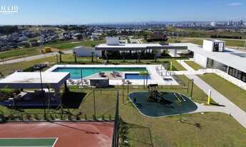 Imagem 3: 330M² de Área Construída, 330M² de Área Total