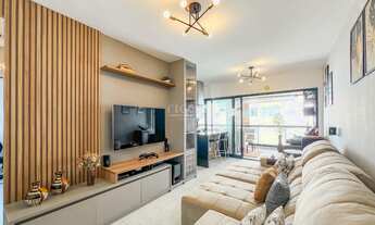 Imagem: 2 dormitórios, 1 suítes, 2 banheiro, 2