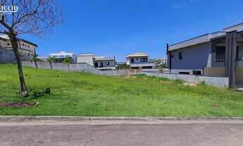 Imagem: 601M² de Área Construída, 601M² de Área