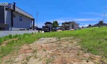 Imagem 6: 601M² de Área Construída, 601M² de Área Total