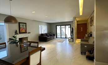 Imagem: 4 dormitórios, 3 suíte, 5 banheiro, 2