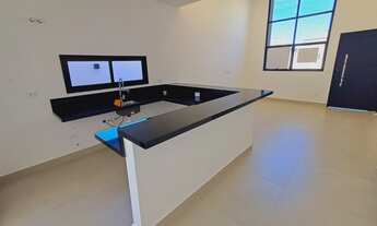 Imagem 5: 3 dormitórios, 1 suítes, 3 banheiro, 3 vagas na garagem, 158M² de Área Construída