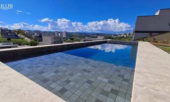 Imagem 3: 4 dormitórios, 4 suíte, 6 banheiro, 3 vagas na garagem, 330M² de Área Construída