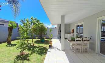 Imagem: 3 dormitórios, 3 suíte, 6 banheiro, 2