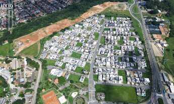 Imagem 2: 700M² de Área Construída, 700M² de Área Total